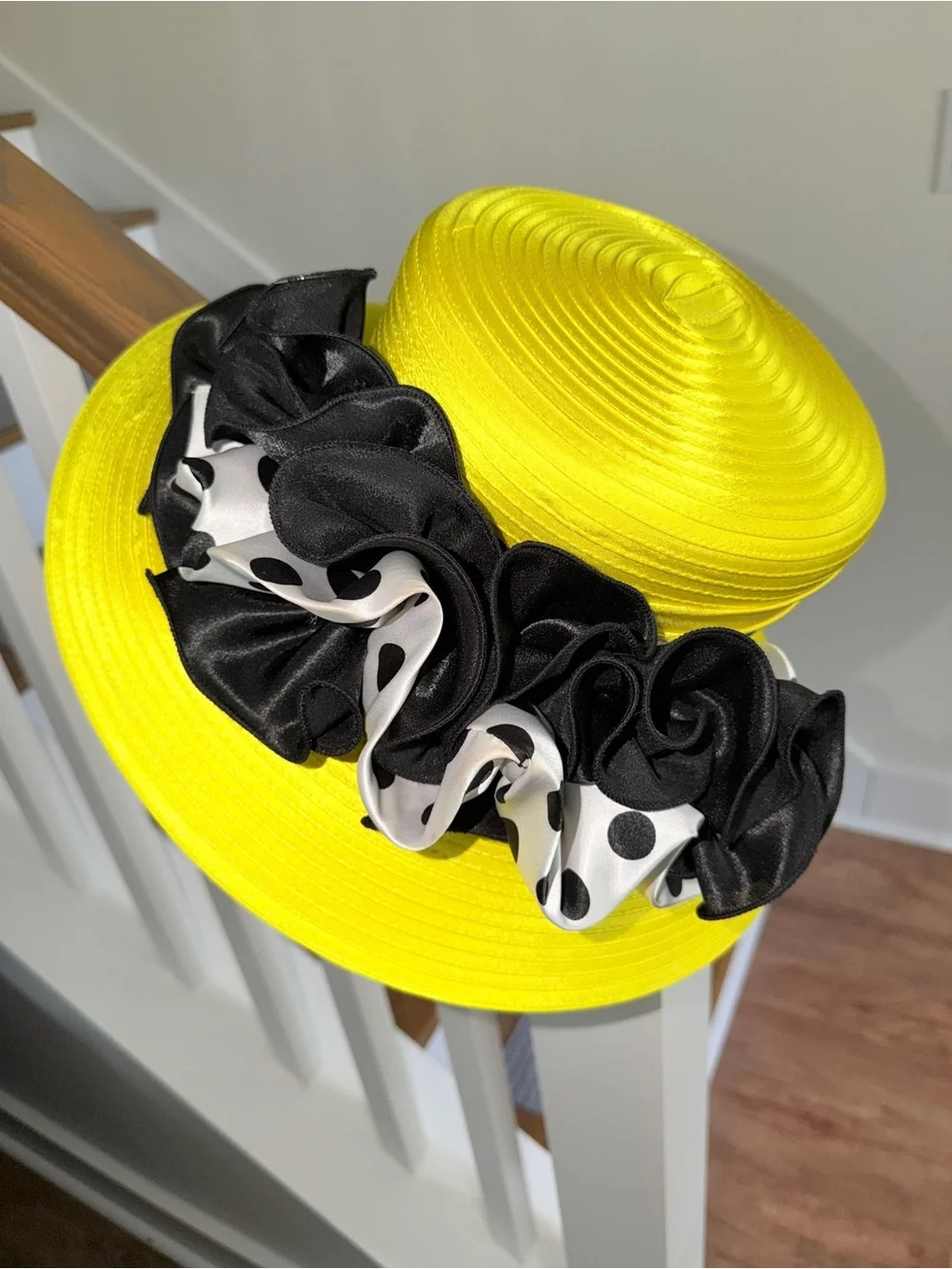 Beautiful Ashro Yellow Wide Brim Church Hat Black White Polka Dot Ruffle Derby
